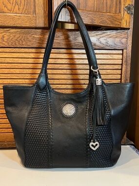 EUC Brighton black pebble leather with woven leather inserts tote, shoulder bag